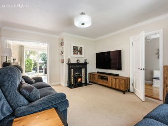 3 The Crescent, Woodpark, Ballinteer, Dublin 16 - Image 2