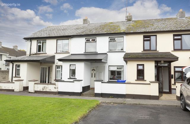 31 Grange Village, Mullingar, Mullingar, Co. Westmeath - Click to view photos