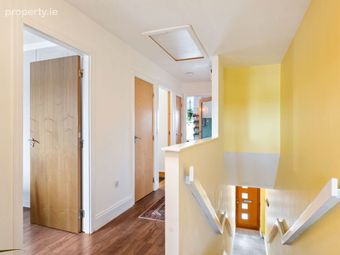 6 Belarmine Court, Stepaside, Dublin 18 - Image 3