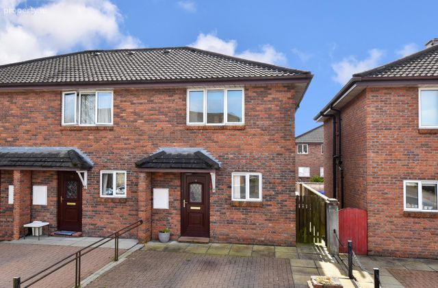 18 Riverside Court, Tuam, Co. Galway, Tuam, Co. Galway - Click to view photos