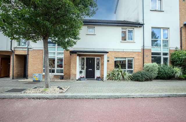 11 Churchwell Close, Belmayne, Co. Dublin, Clongriffin, Dublin 13 - Click to view photos