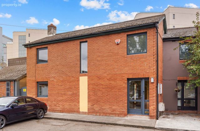 7 Emerald Cottages, Upper Grand Canal Street, Dublin 4, Dublin 4 - Click to view photos