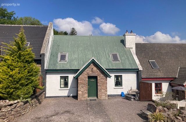 5 Bleachfield Holiday Cottages, Milltown, Milltown, Co. Kerry - Click to view photos