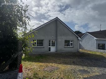 15 Knockthomas Drive, Castlebar, Castlebar, Co. Mayo - Image 4