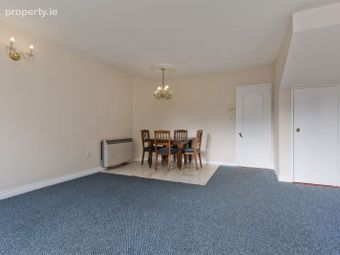 4 White Oaks, Roebuck Road, Goatstown, Dublin 14 - Image 5