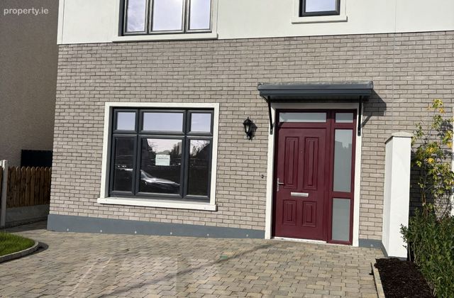 Heather Grove, Janeville, Carrigaline, Co. Cork - Click to view photos