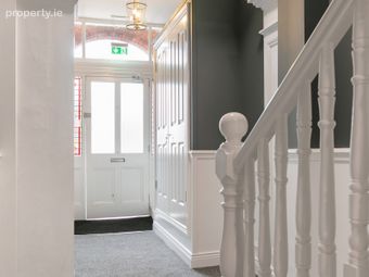 Flat 8, 27 Howth Road, Fairview, Dublin 3 - Image 4
