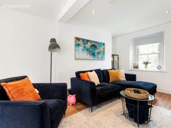 4 Sarsfield Terrace, Lower Main Street, Lucan, Dublin, Lucan, Co. Dublin - Image 2