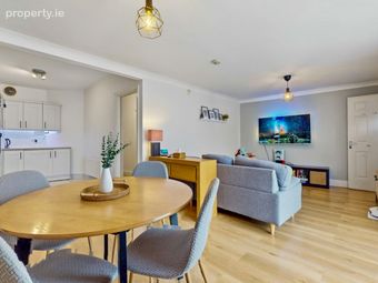38 Holywell Crescent North, Swords, Co. Dublin - Image 3