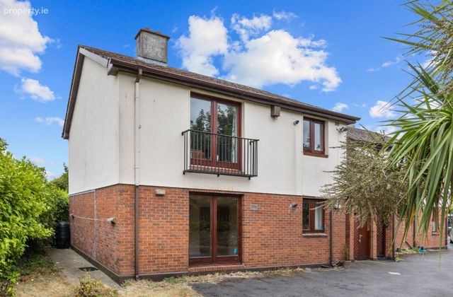 Apt 2 The Gables, 78 The Old Cabra Road, Dublin 7, Dublin 7 - Click to view photos