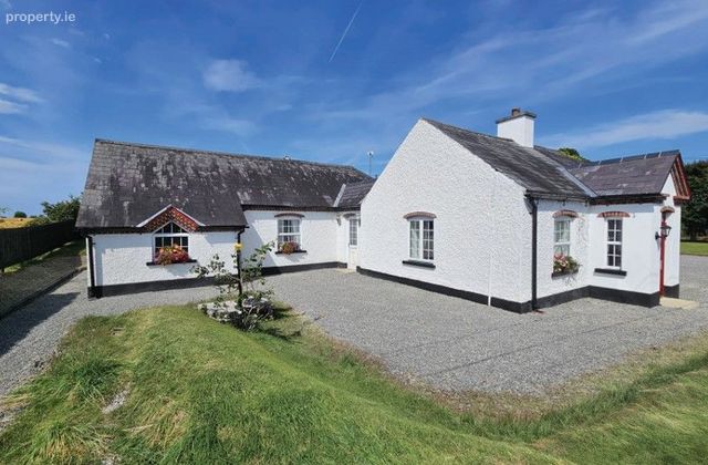 Derrygolan, Kilbeggan, Derrygolan, Co. Westmeath - Click to view photos