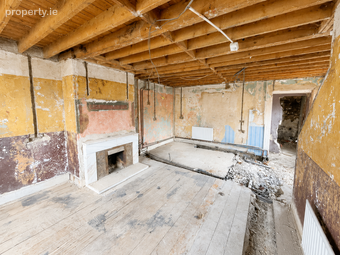 35 O Neill Park, Clones, Co. Monaghan, Clones, Co. Monaghan - Image 3