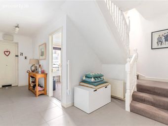 103 The Elms, Mount Merrion Avenue, Blackrock, Co. Dublin, Blackrock, Co. Dublin - Image 3