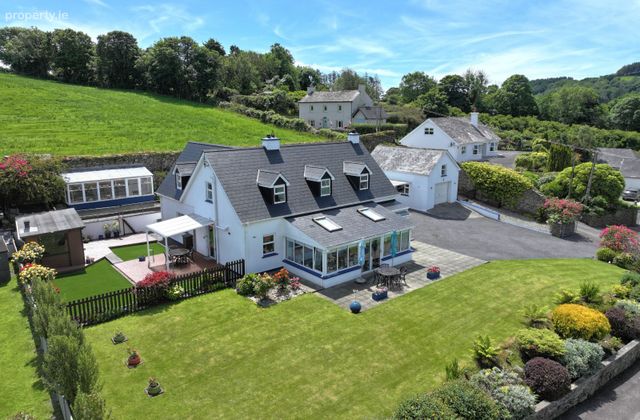 Ullard, Ballincolla, Union Hall, Co. Cork - Click to view photos