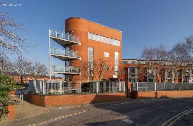 Apartment 15, Dakota Court, Phibsborough, Dublin 7 - Click to view photos