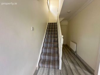 54 The Green, College Road, Galway City Centre, Galway, Bohermore, Co. Galway - Image 2