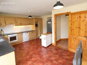 82 Coille Bheithe, Nenagh, Co. Tipperary, Nenagh, Co. Tipperary - Image 5
