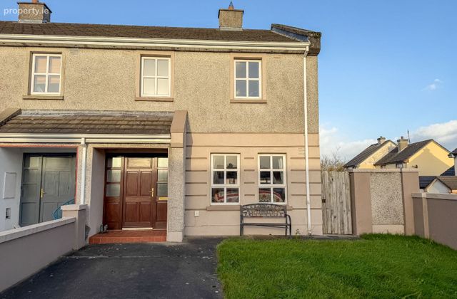 6 Drumconlan Close, Castlebar, Castlebar, Co. Mayo - Click to view photos