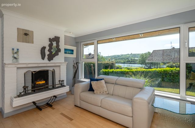 7 Wesley, Carrigaline, Cork, Carrigaline, Co. Cork - Click to view photos