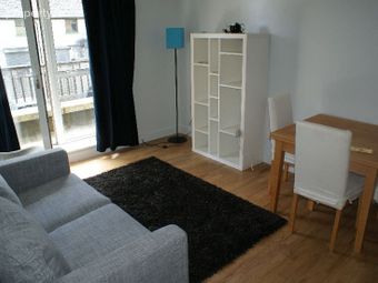 18 Riverbank Hse, Islandbridge, Dublin 8 - Image 4