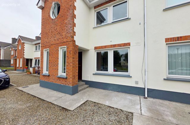 Manor Court, Knocknacarra, Knocknacarra, Co. Galway - Click to view photos