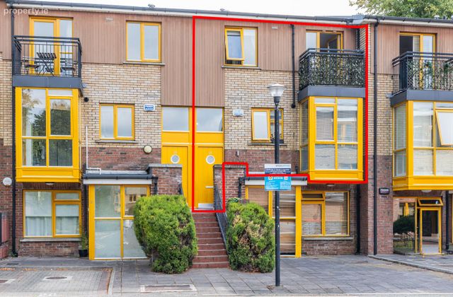 18 All Hallows Square, Dublin 9, Drumcondra, Dublin 9 - Click to view photos