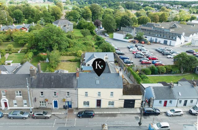 25 The Rock, St. Mary's Road, Midleton, Co. Cork - Click to view photos