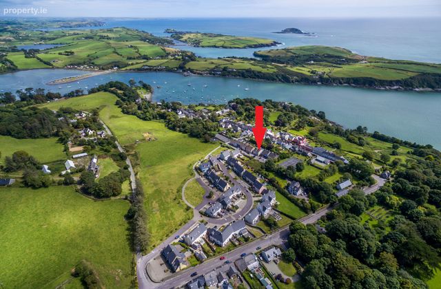10 Saint Barrahane\'s Avenue, Castletownshend, Co. Cork - Click to view photos