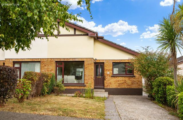317 Redford Park, Greystones, Greystones, Co. Wicklow - Click to view photos