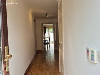Maple Court, Mount Oval Village, Rochestown, Cork, Rochestown, Co. Cork - Image 5