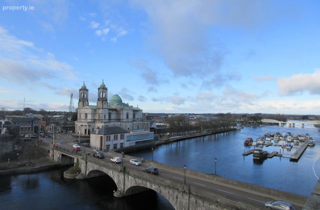 Apartment 20, Custume Pier Apartments, Athlone, Co. Westmeath - Click to view photos