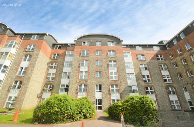 Apartment 17, River Towers, Cork City Centre, Co. Cork - Click to view photos
