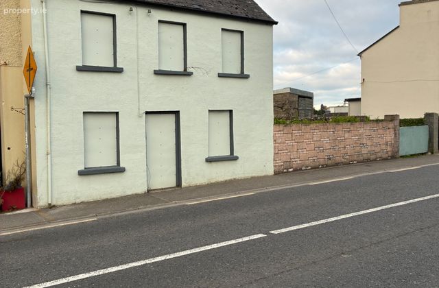 Glavey Street, Ballinlough, Ballinlough, Co. Roscommon - Click to view photos