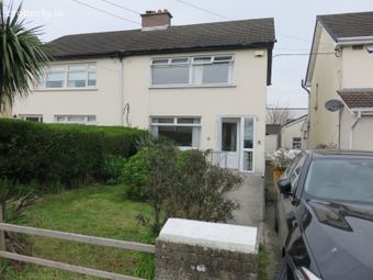 39 Castle Grove, Dublin 22, Clondalkin, Dublin 22 - Image 3