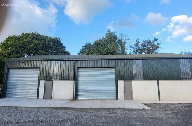 Cloncarneel, Ballivor, Co. Meath - Click to view photos
