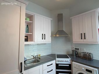 68 Ringsend Park, Dublin 4, Ringsend, Dublin 4 - Image 3