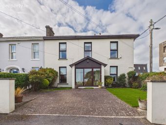 Seacroft,1 The Square,Tramore,Waterford, Tramore, Co. Waterford