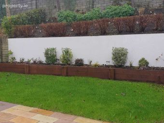 8 Clarkes Wood, Mount Oval Village, Rochestown, Co. Cork - Image 3