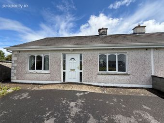 35 Hollywood Grove, Ballaghaderreen, Co. Roscommon, Ballaghaderreen, Co. Roscommon
