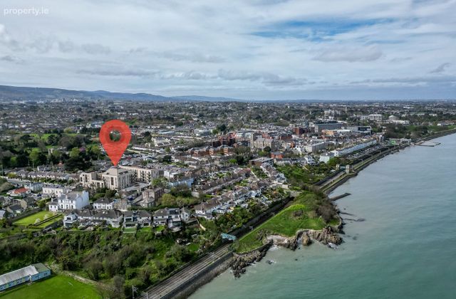2 Bedroom Rockpoint, Newtown Avenue, Blackrock, Co. Dublin - Click to view photos