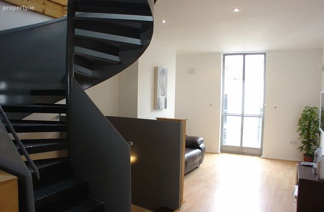 Apartment 5 Temple Bar Square, Temple Bar, Dublin 2, Temple Bar, Dublin 2 - Click to view photos