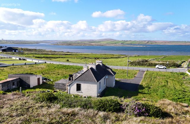 Attycunnane, Belmullet, Co. Mayo - Click to view photos