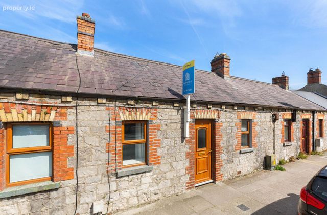 3 North Road, Drogheda, Co. Louth - Click to view photos