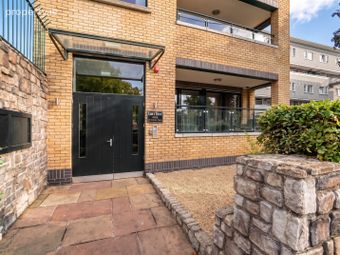 Apartment 2, Grove House, Rathmines, Dublin 6 - Image 4