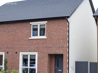 4 Bedroom House, Gandon Crescent, Lucan, Co. Dublin