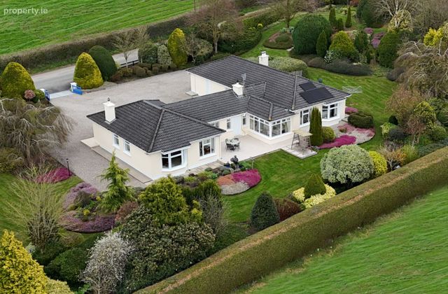 Robin Hill, Dunamase, Portlaoise, Co. Laois - Click to view photos