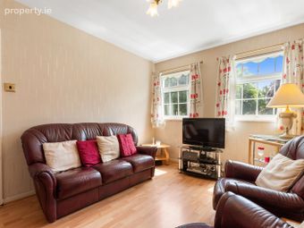 17 O'rourke Park, Sallynoggin, Co Dublin, Sallynoggin, Co. Dublin - Image 4