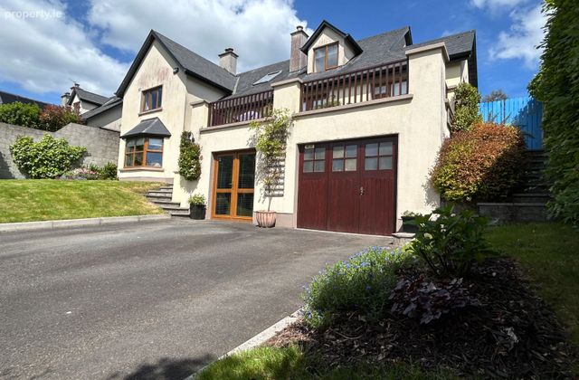 95 Ard Coillte, Ballina, Co. Tipperary - Click to view photos