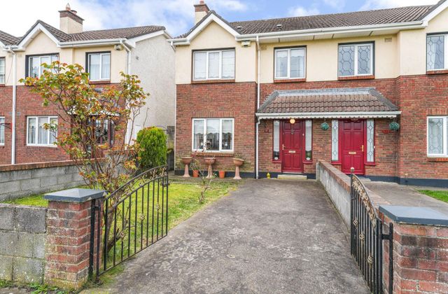 9 Foxborough Lane, Lucan, Co. Dublin, Lucan, Co. Dublin - Click to view photos