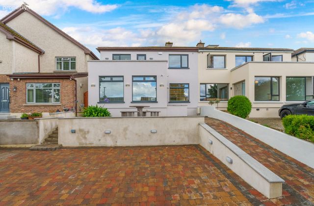Seapark, Malahide, Malahide, Co. Dublin - Click to view photos